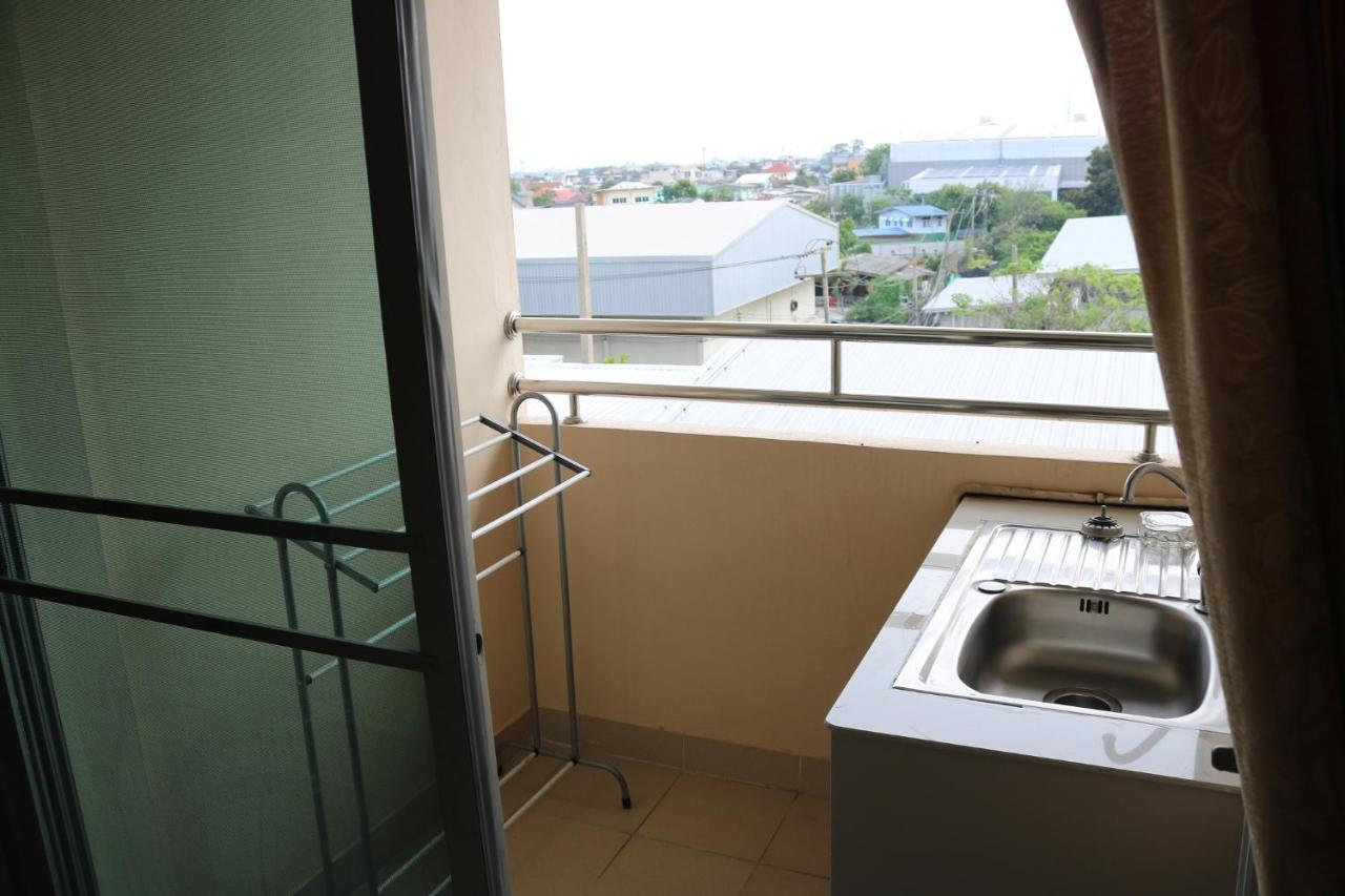 Apartament Ladapan Mansion Nonthaburi Zewnętrze zdjęcie